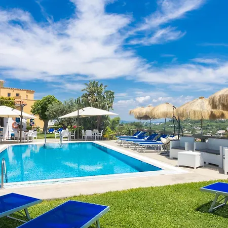 La Luna Hotel 3*