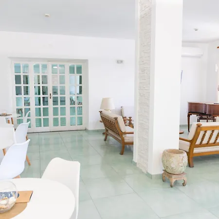 Hotel La Luna 3*