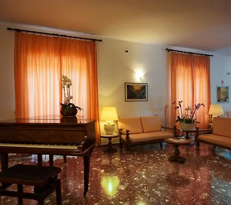 Hotel La Luna