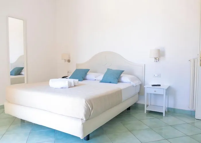 La Luna 3* Барано-д'Иския