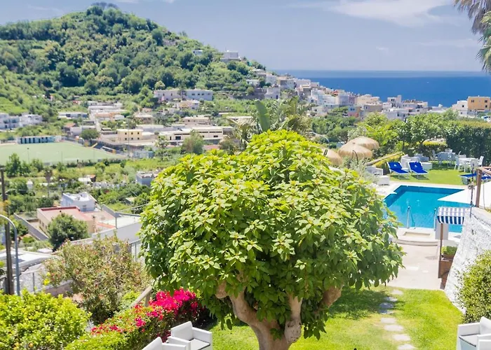 Отель La Luna 3*