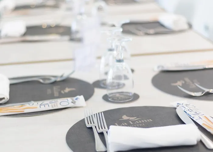 Hotel La Luna Barano dʼIschia