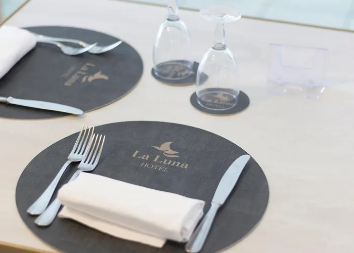 Szálloda La Luna 3*