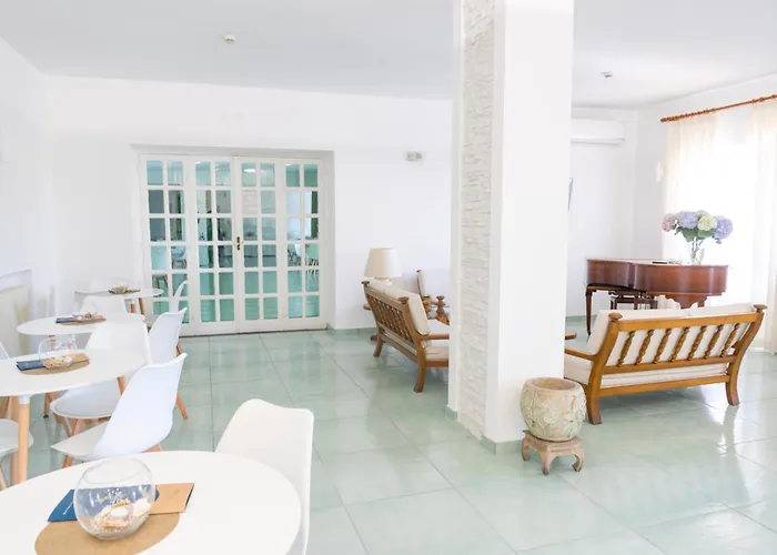 Отель La Luna 3*